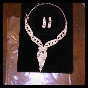 Necklace & Earrings Set